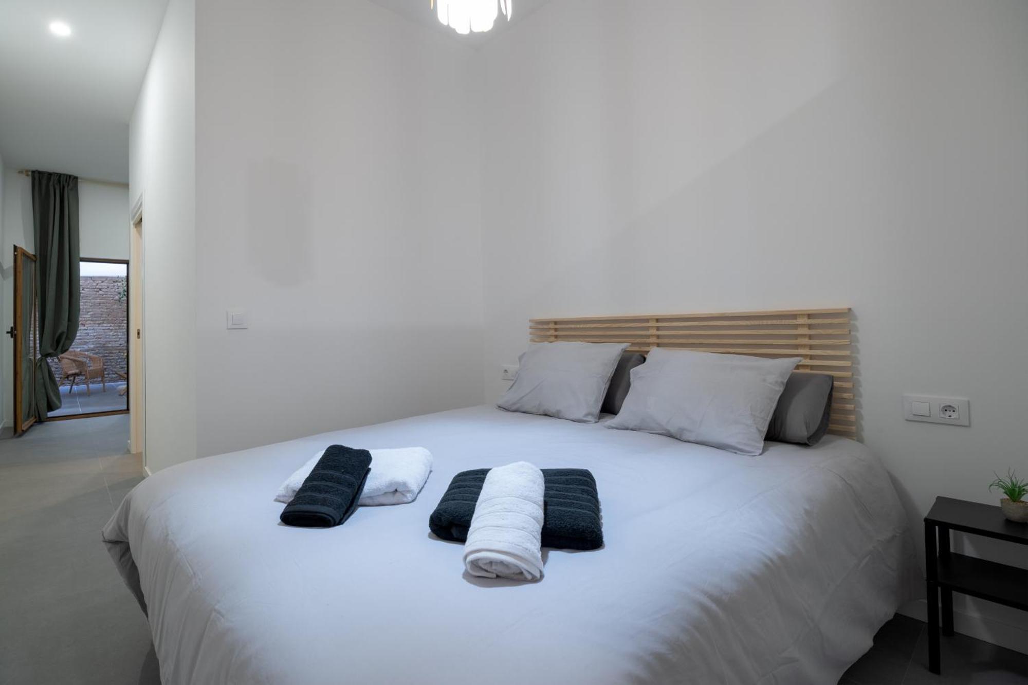 Esc - Loft Comodos Y Espaciosos Estudios Cercanos A Estacion Joaquin Sorolla Appartement Valencia