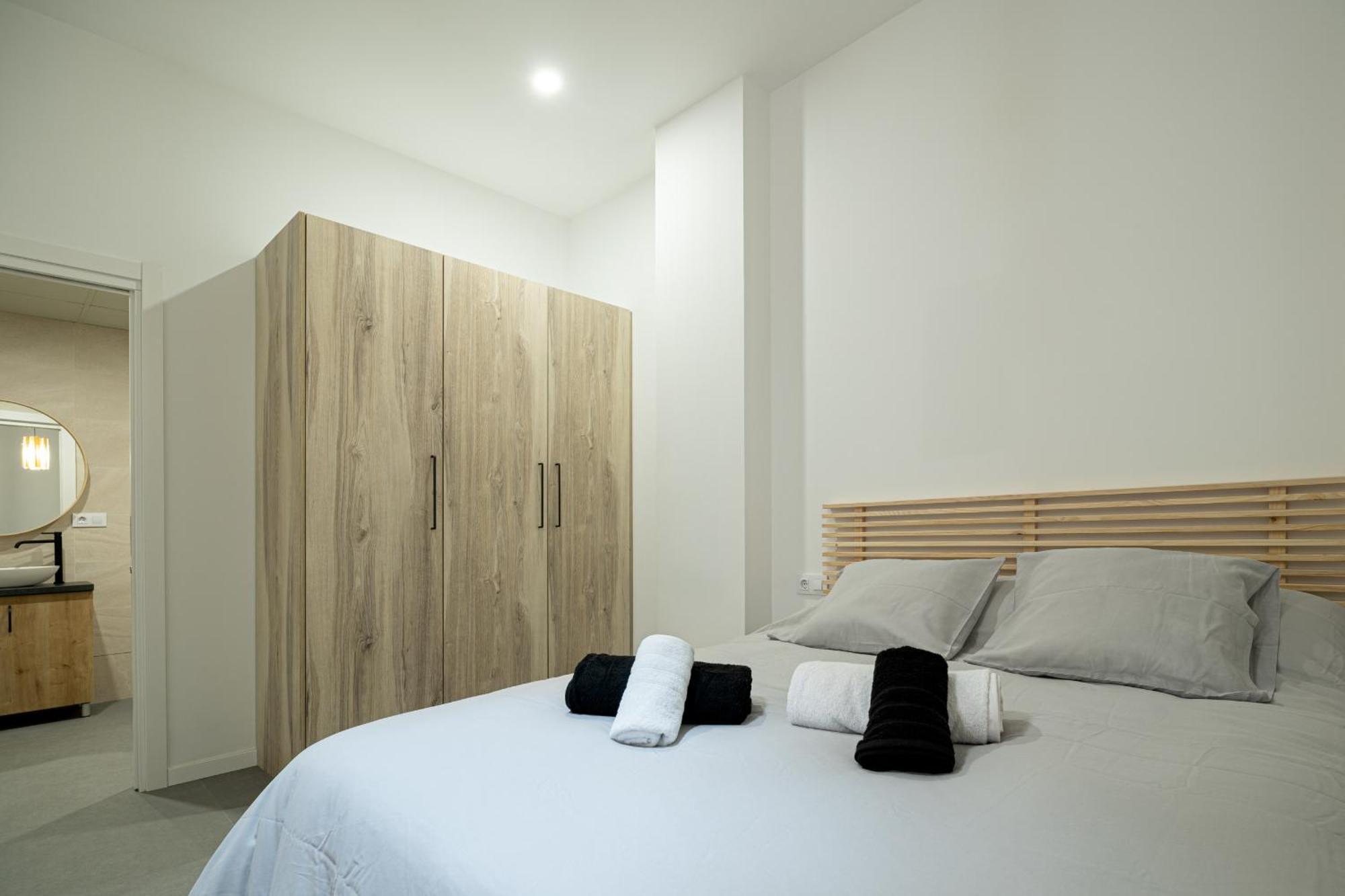 Appartement Esc - Loft Comodos Y Espaciosos Estudios Cercanos A Estacion Joaquin Sorolla *