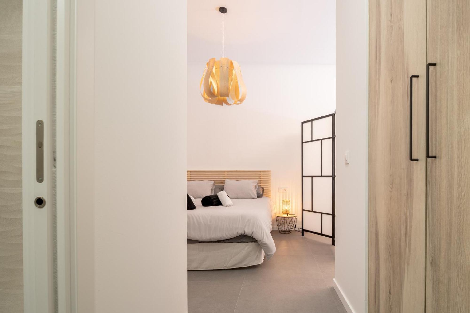 Apartment Esc - Loft Comodos Y Espaciosos Estudios Cercanos A Estacion Joaquin Sorolla *