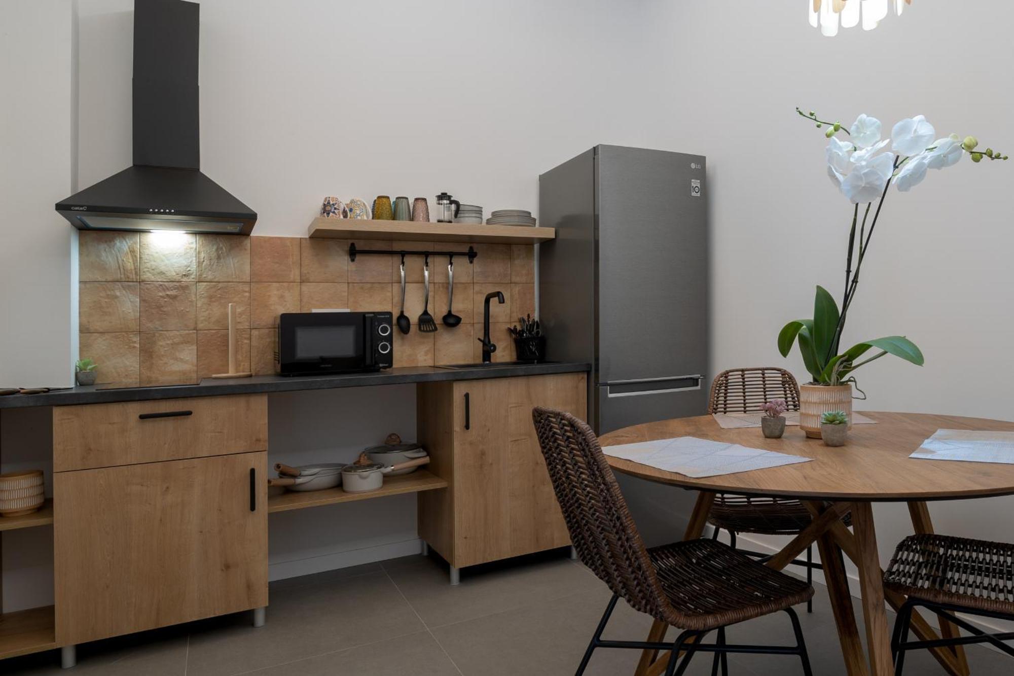 Esc - Loft Comodos Y Espaciosos Estudios Cercanos A Estacion Joaquin Sorolla Appartement